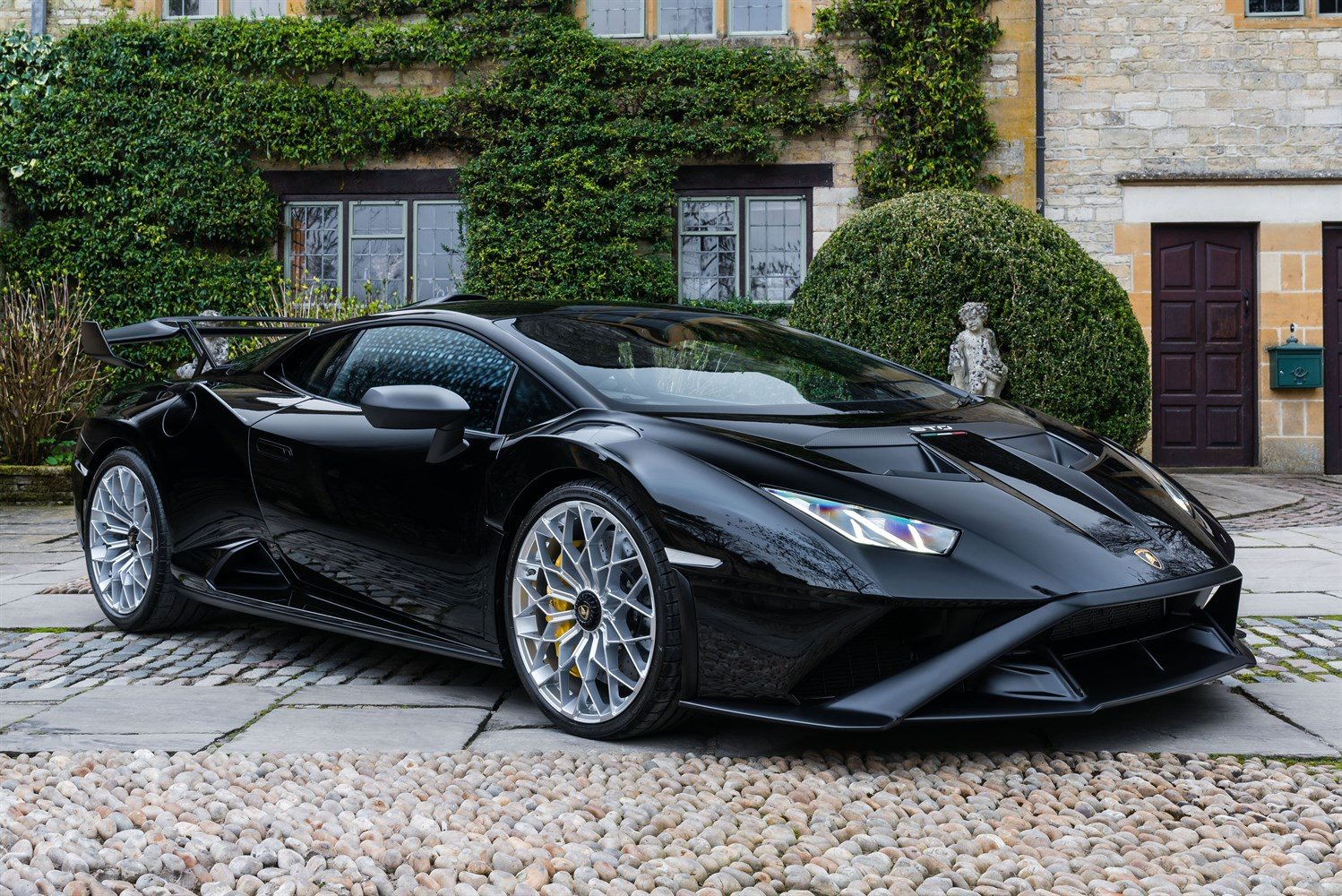 Lamborghini Huracan STO