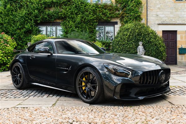Mercedes AMG GT R COUPE