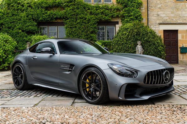 MERCEDES AMG GT R COUPE 