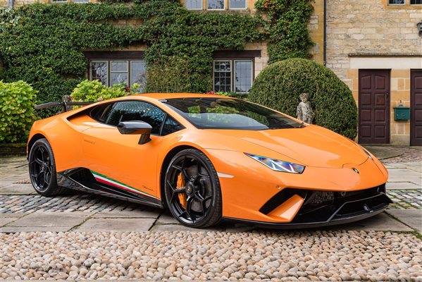 LAMBORGHINI HURACAN PERFORMANTE 