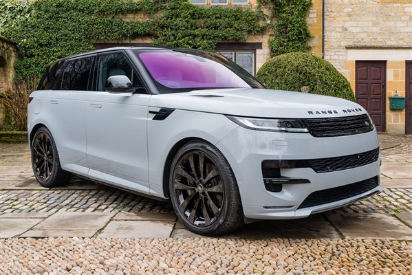 RANGE ROVER SPORT FIRST EDITION 
