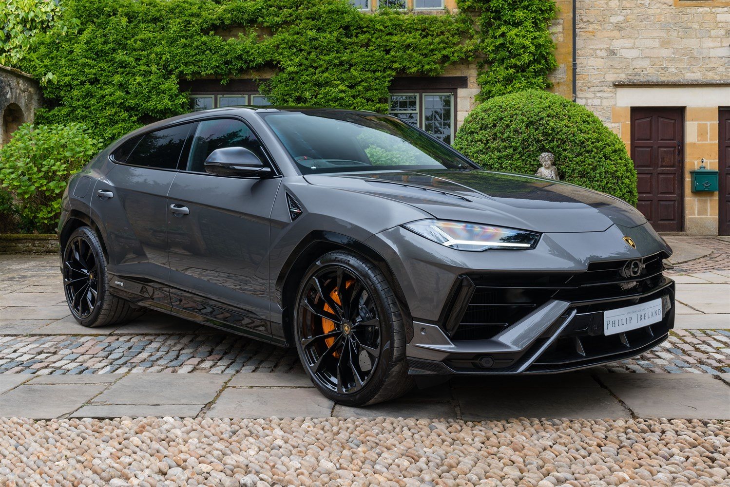 Lamborghini Urus S V8